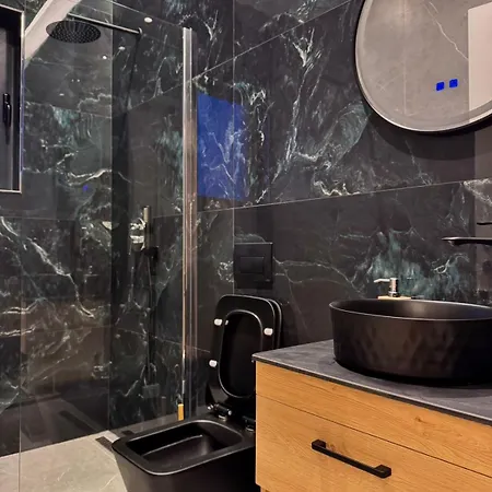 Anil Luxury
