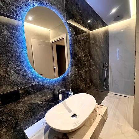 Anil Luxury 格勒姆